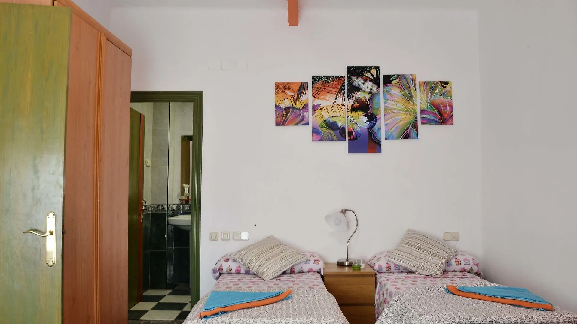 Apartment Apartamentos Marques De Guadiaro 1 Malaga