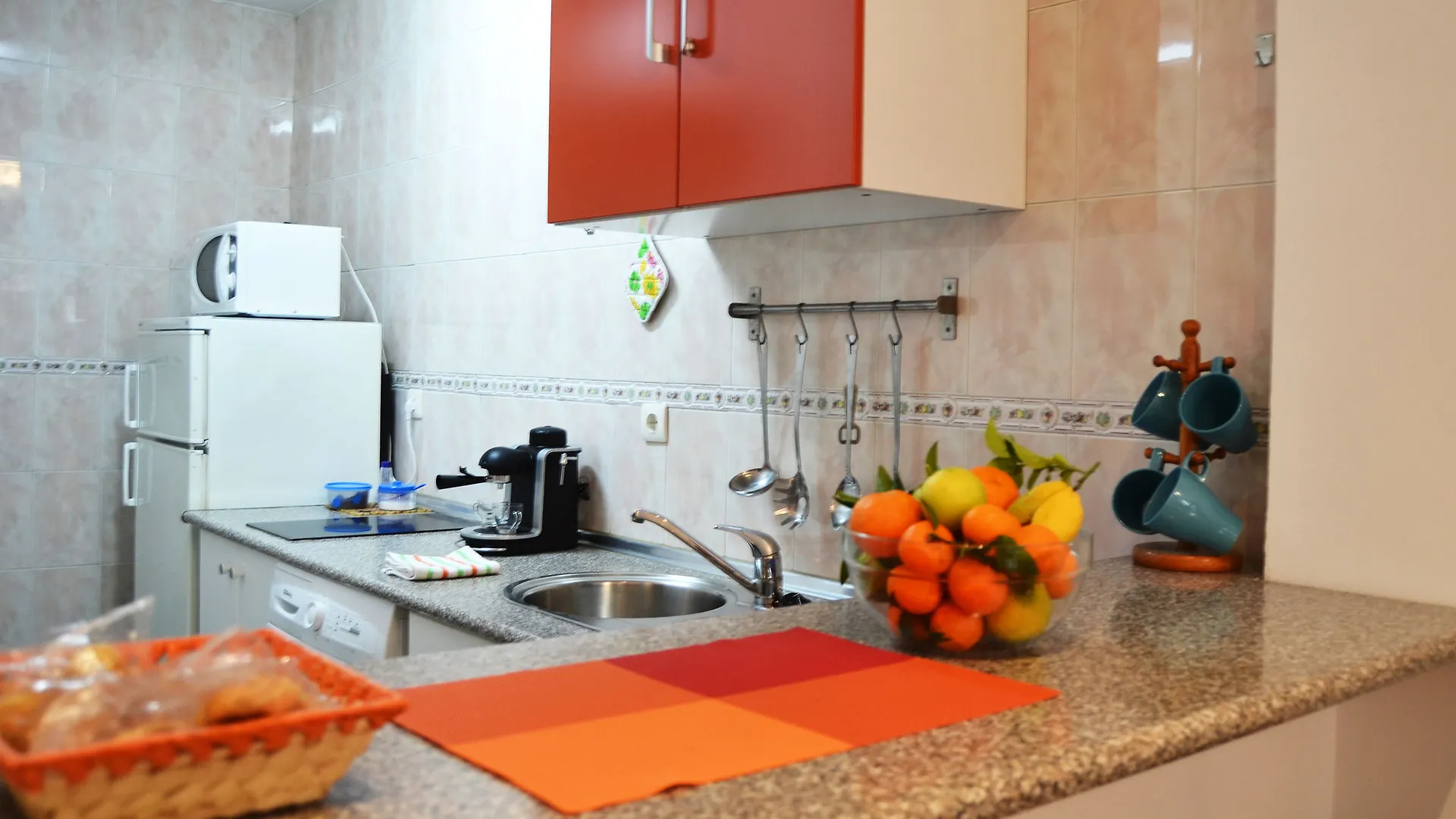 Apartamentos Marques De Guadiaro 1 Malaga Apartment