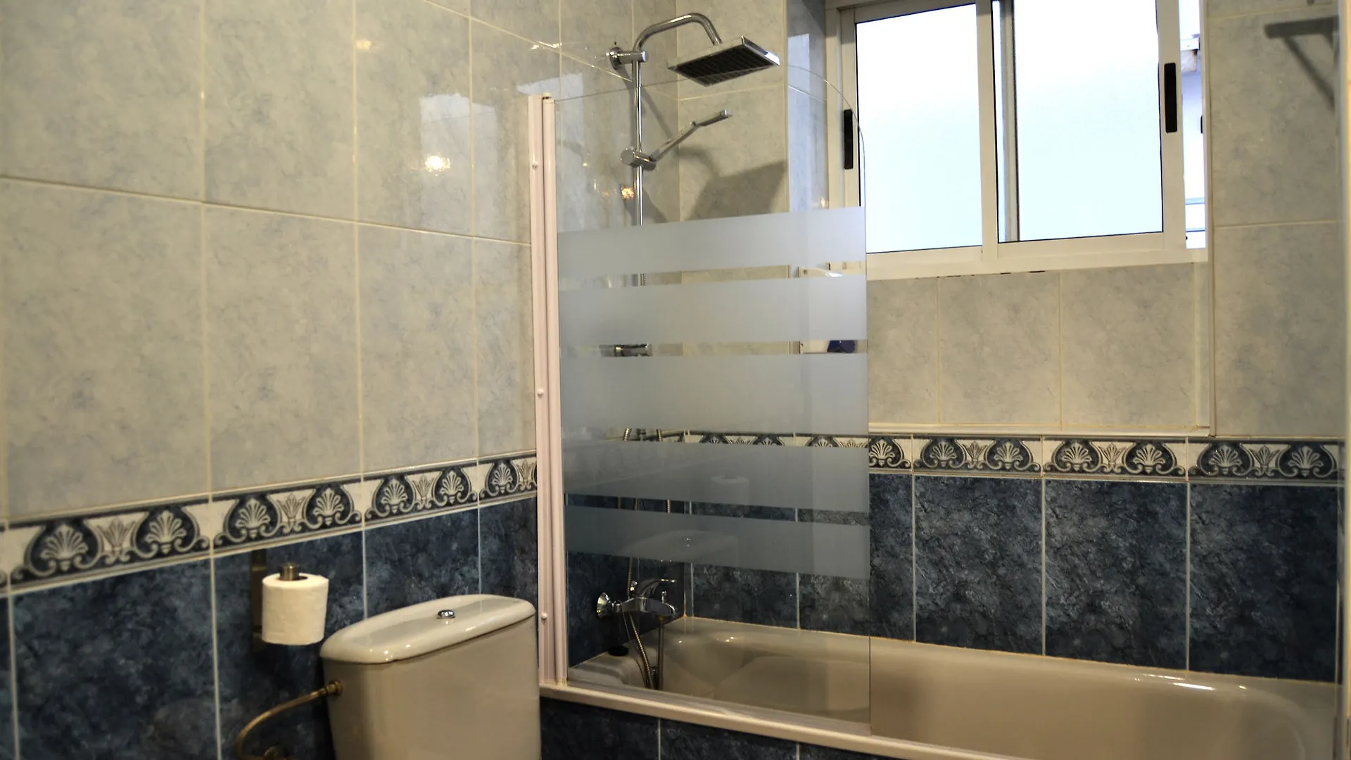 Apartamentos Marques De Guadiaro 1 Malaga Apartment