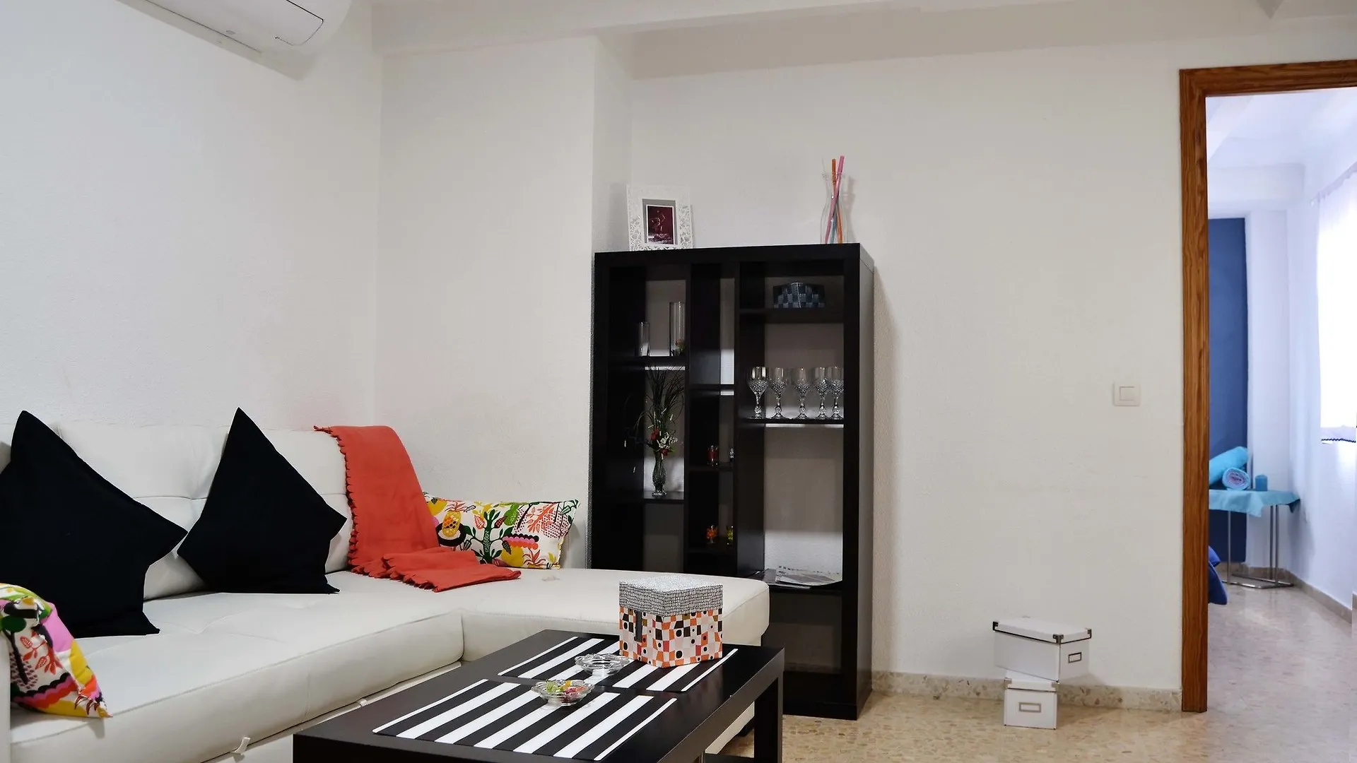 Apartamentos Marques De Guadiaro 1 Malaga 0*,  Spain