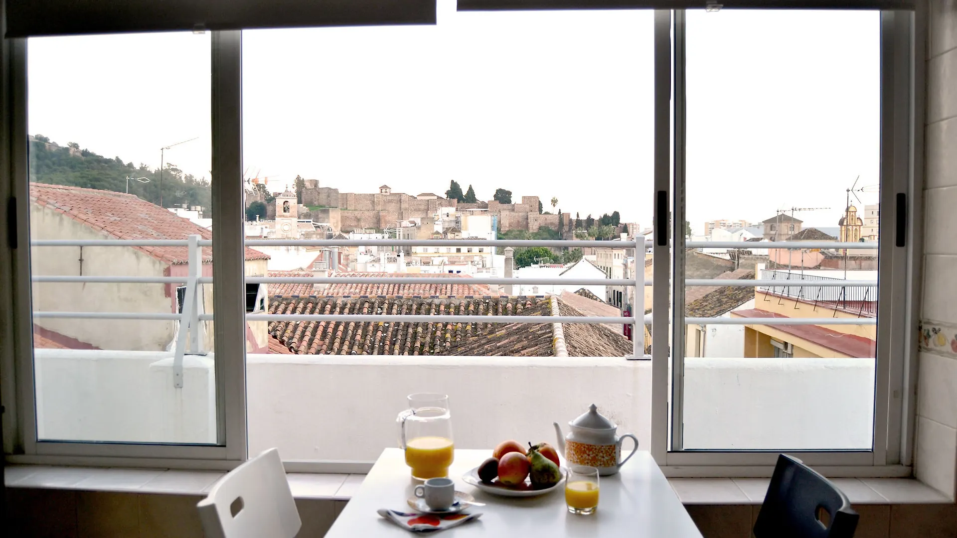 Apartamentos Marques De Guadiaro 1 Malaga Spain